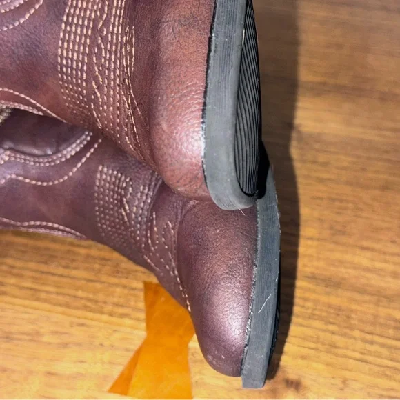 Kid’s Western Boots from Cat & Jack. Size Big Girls 4. - Picture 11 of 16